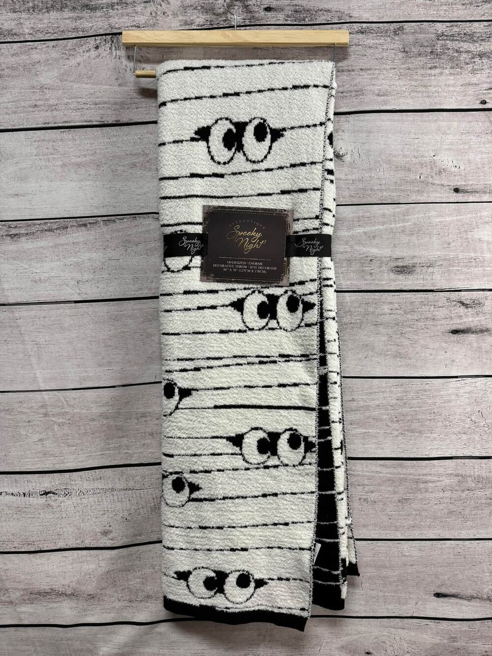 NWT Spooky Night Mummy Throw Blanket - 50x70
